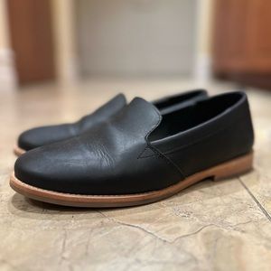 Rounded Leather Loafer - like new